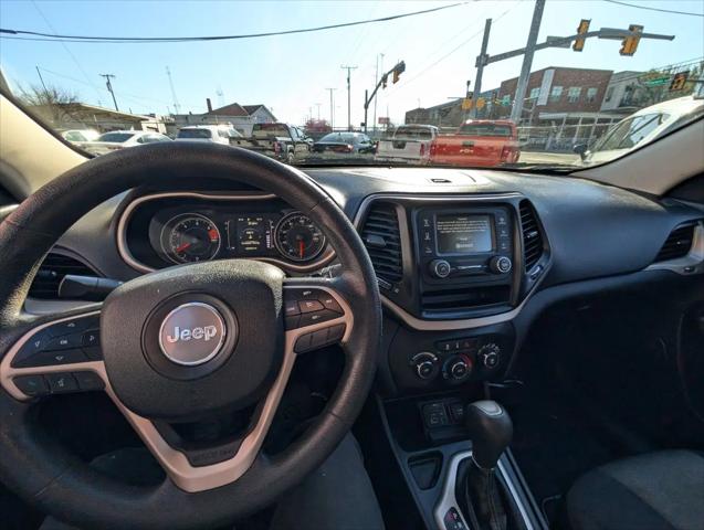 2018 Jeep Cherokee Latitude FWD
