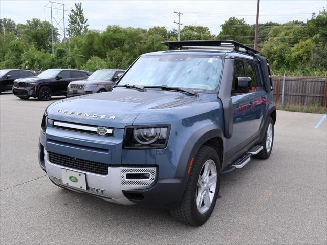 2022 Land Rover Defender 110 SE