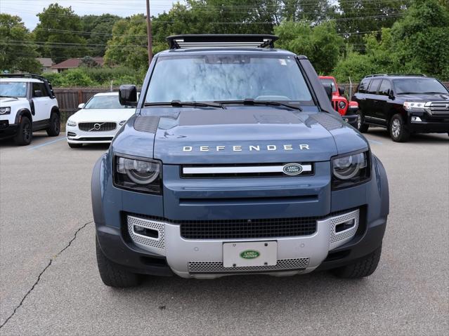 2022 Land Rover Defender 110 SE
