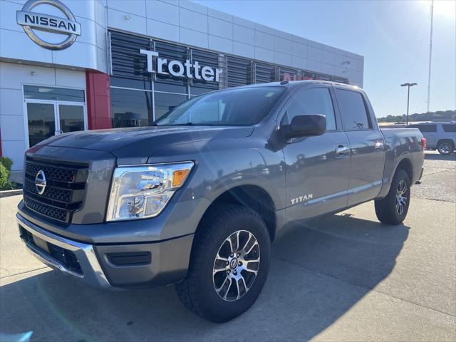 2021 Nissan TITAN Crew Cab SV 4x4