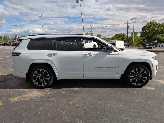2022 Jeep Grand Cherokee L Overland 4x4