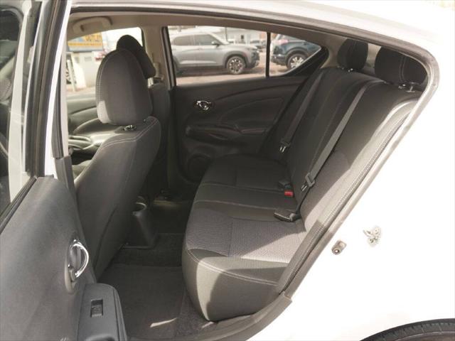 2017 Nissan Versa 1.6 SV