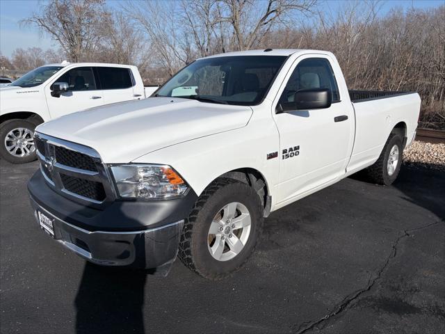 2017 RAM 1500 Tradesman Regular Cab 4x2 8 Box