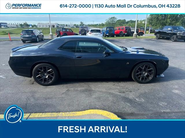 2016 Dodge Challenger 392 Hemi Scat Pack Shaker