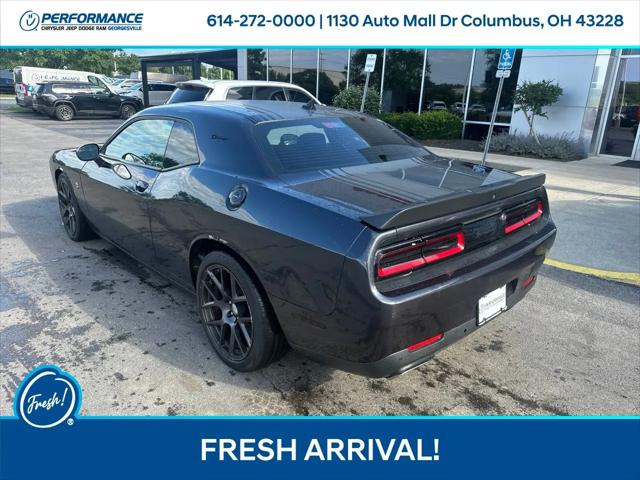 2016 Dodge Challenger 392 Hemi Scat Pack Shaker