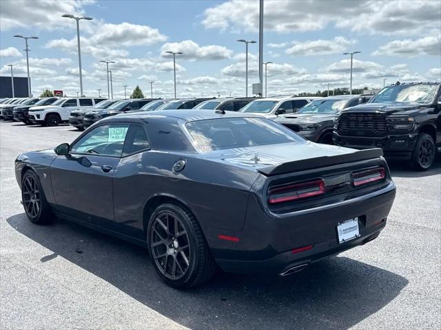 2016 Dodge Challenger 392 Hemi Scat Pack Shaker