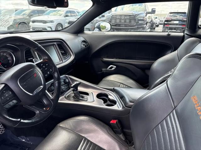 2016 Dodge Challenger 392 Hemi Scat Pack Shaker