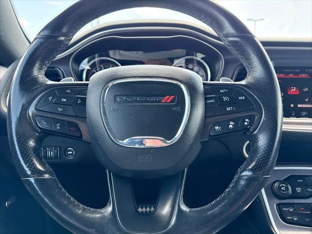2016 Dodge Challenger 392 Hemi Scat Pack Shaker