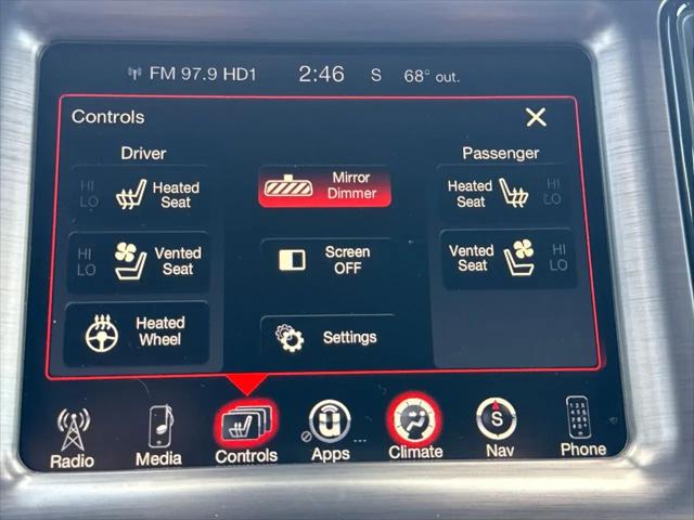2016 Dodge Challenger 392 Hemi Scat Pack Shaker