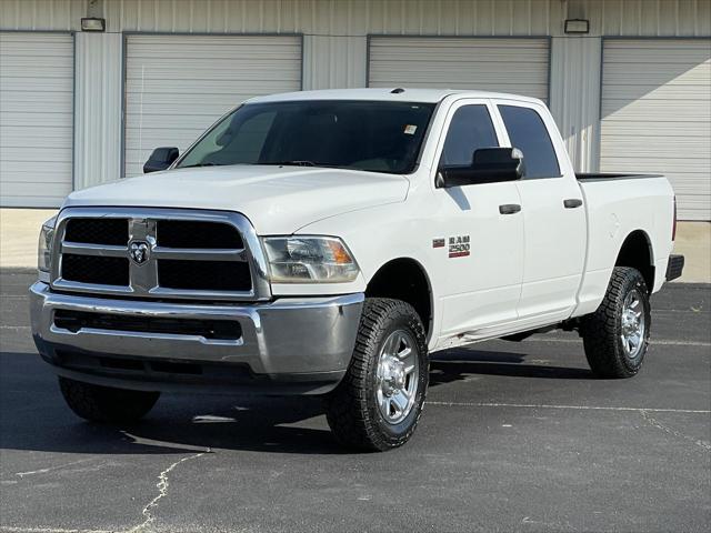 2017 RAM 2500 Tradesman Crew Cab 4x4 64 Box