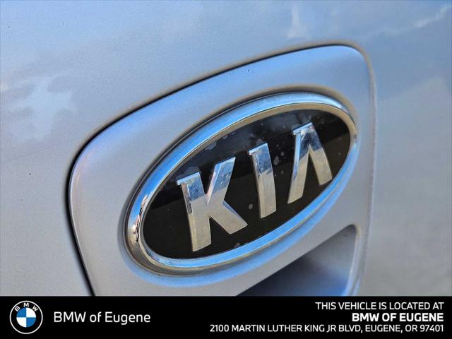 2011 Kia Soul +