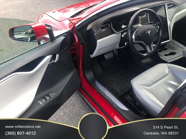 2015 Tesla Model S 85D