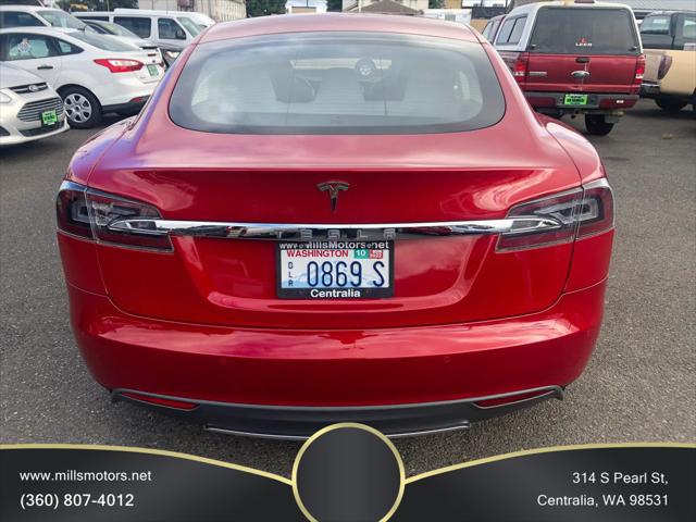 2015 Tesla Model S 85D