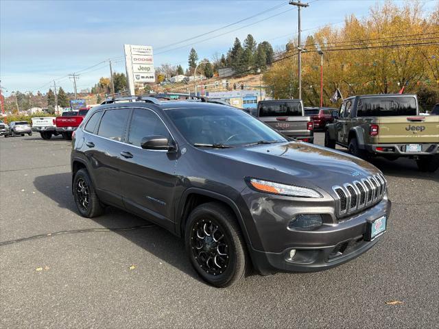 2018 Jeep Cherokee Latitude Plus 4x4 2018 Jeep Cherokee Latitude Plus 4x4