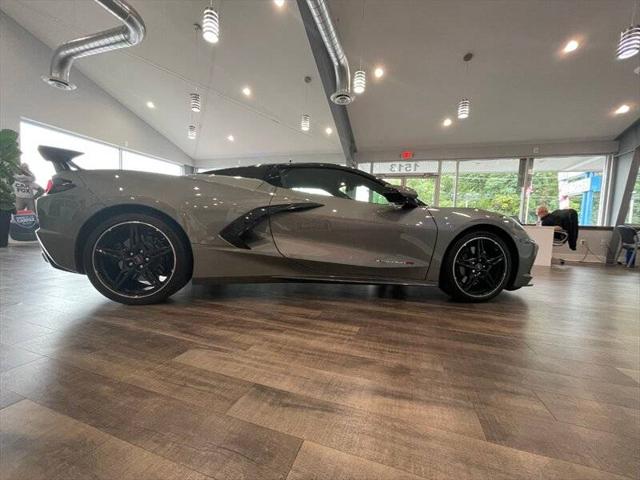 2022 Chevrolet Corvette Stingray RWD Convertible 2LT