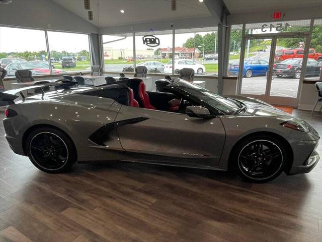 2022 Chevrolet Corvette Stingray RWD Convertible 2LT