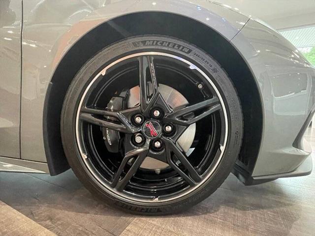 2022 Chevrolet Corvette Stingray RWD Convertible 2LT