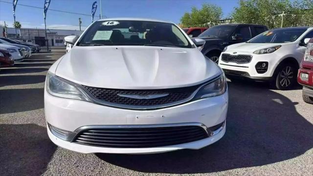 2016 Chrysler 200 Limited