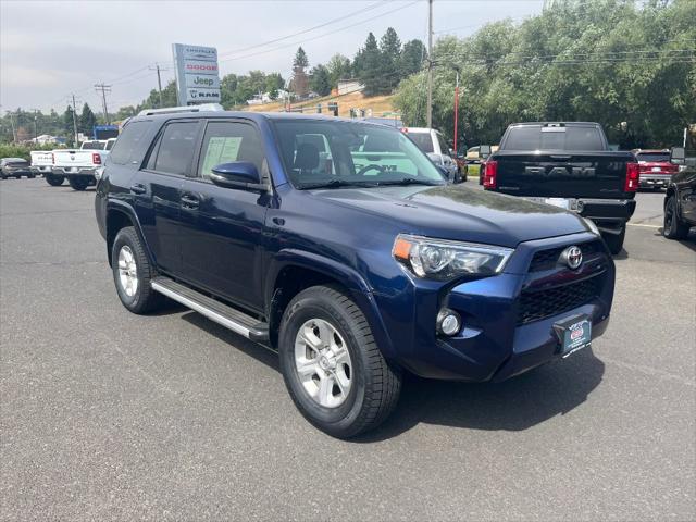 2018 Toyota 4Runner SR5 2018 Toyota 4Runner SR5