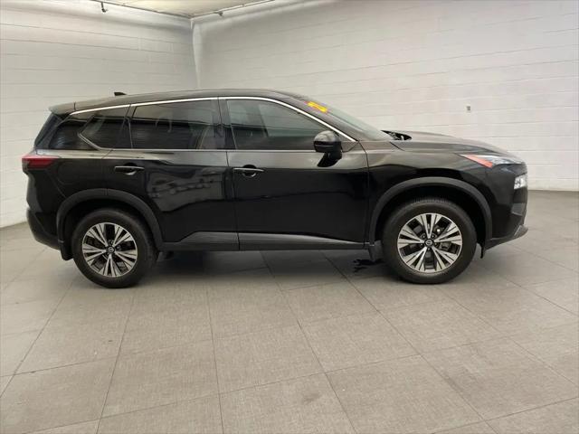 2021 Nissan Rogue SV FWD