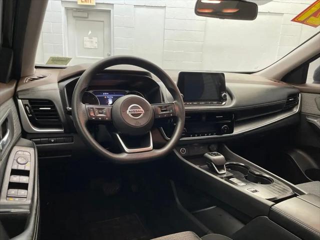 2021 Nissan Rogue SV FWD