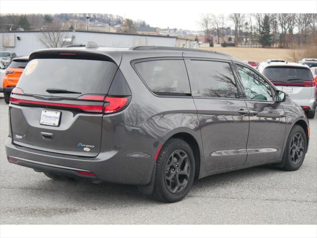 2021 Chrysler Pacifica Hybrid Touring