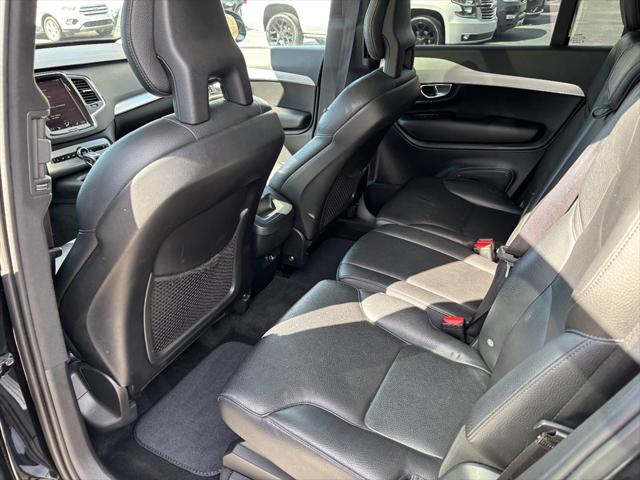2016 Volvo XC90 T5 Momentum