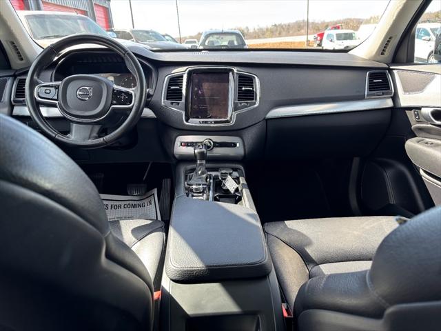 2016 Volvo XC90 T5 Momentum