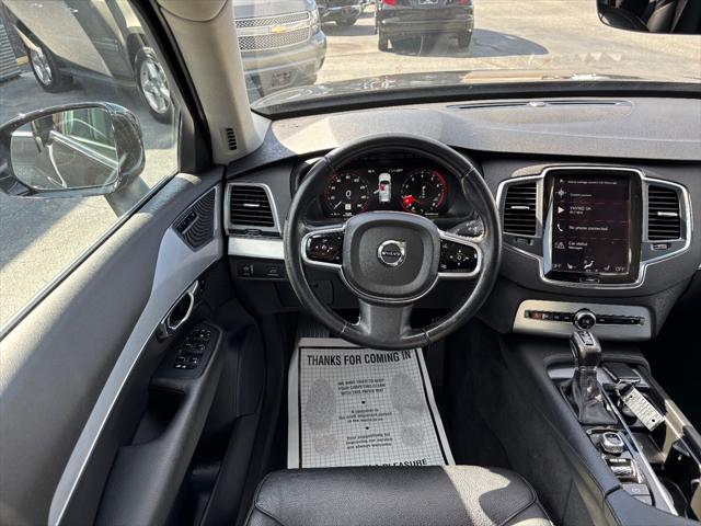 2016 Volvo XC90 T5 Momentum