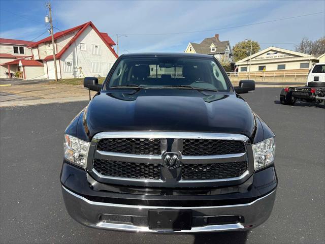 2020 RAM 1500 Classic SLT Crew Cab 4x2 64 Box 2020 RAM 1500 Classic SLT Crew Cab 4x2 64 Box