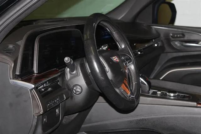 2021 Cadillac Escalade 4WD Luxury