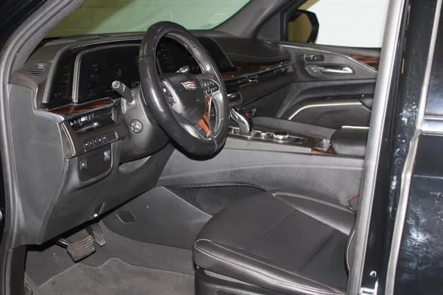 2021 Cadillac Escalade 4WD Luxury