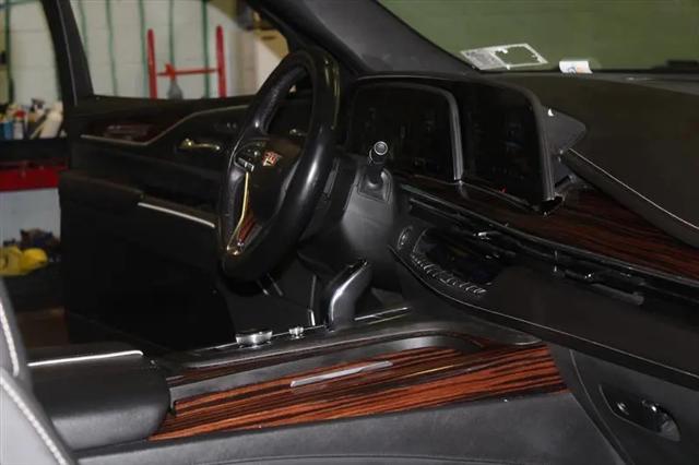 2021 Cadillac Escalade 4WD Luxury