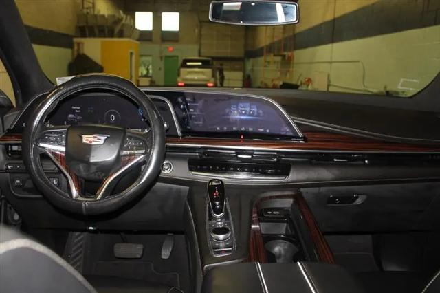 2021 Cadillac Escalade 4WD Luxury