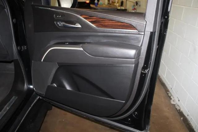 2021 Cadillac Escalade 4WD Luxury