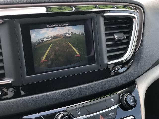 2020 Chrysler Voyager LXI