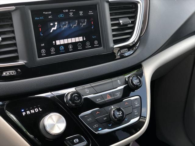 2020 Chrysler Voyager LXI
