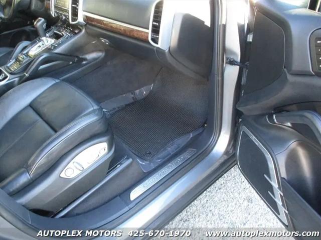 2011 Porsche Cayenne Turbo