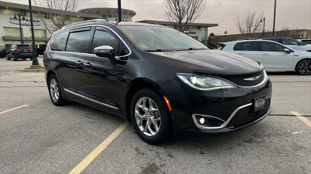 2017 Chrysler Pacifica Limited 2017 Chrysler Pacifica Limited