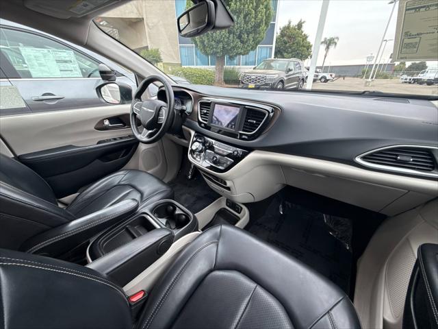 2020 Chrysler Voyager LXI