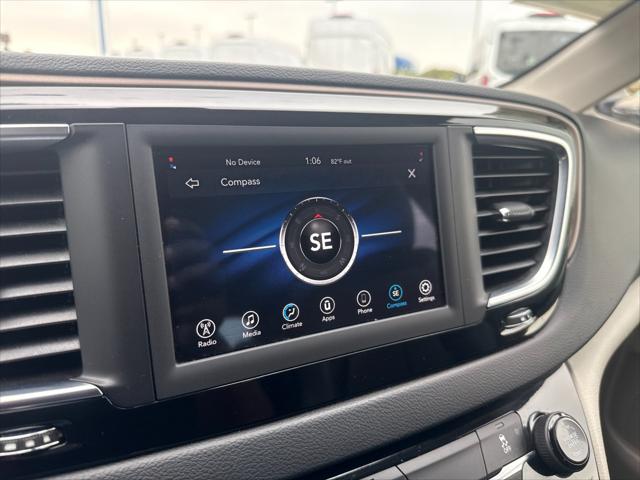 2020 Chrysler Voyager LXI