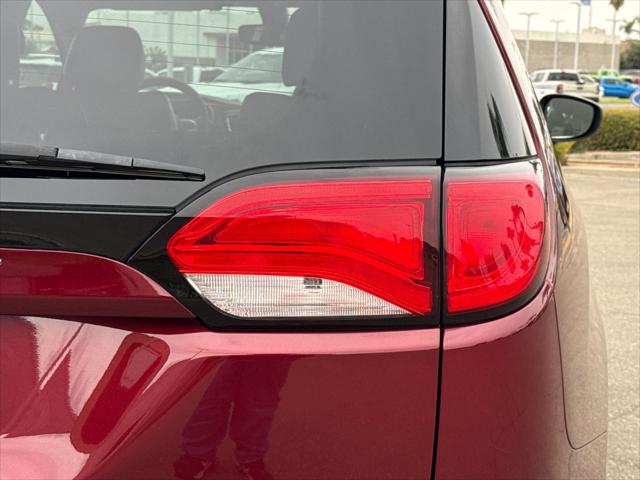 2020 Chrysler Voyager LXI