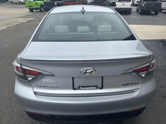 2017 Hyundai Sonata Hybrid SE