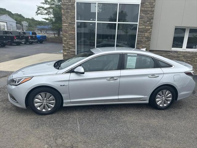 2017 Hyundai Sonata Hybrid SE