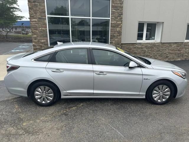 2017 Hyundai Sonata Hybrid SE