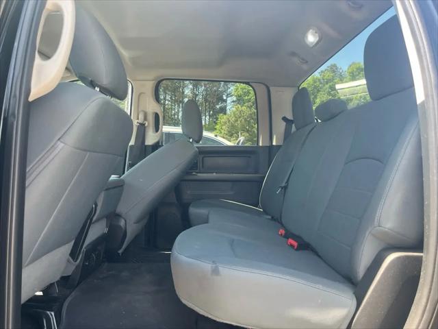 2017 Ram 1500 Express Crew Cab 4x2 5'7" Box