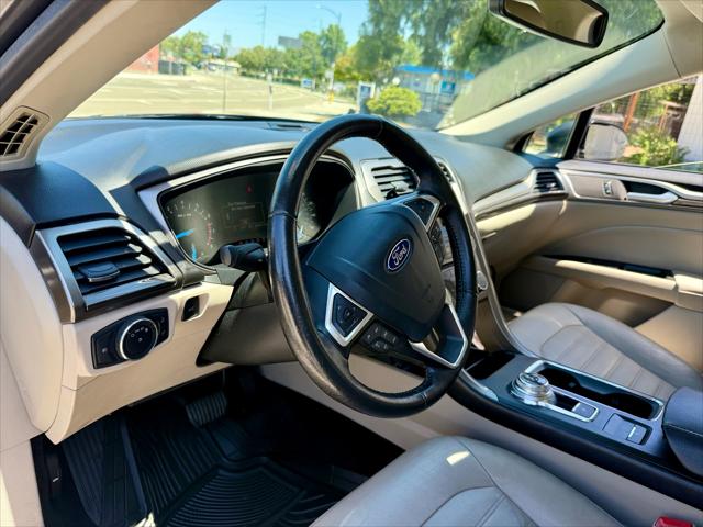 2017 Ford Fusion SE