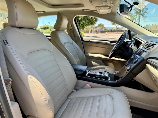 2017 Ford Fusion SE