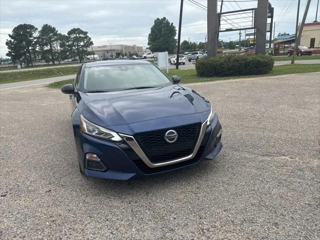 2020 Nissan Altima SR FWD