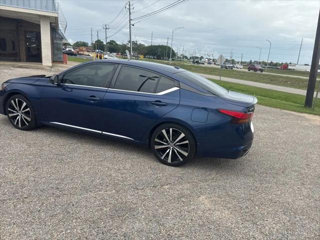2020 Nissan Altima SR FWD